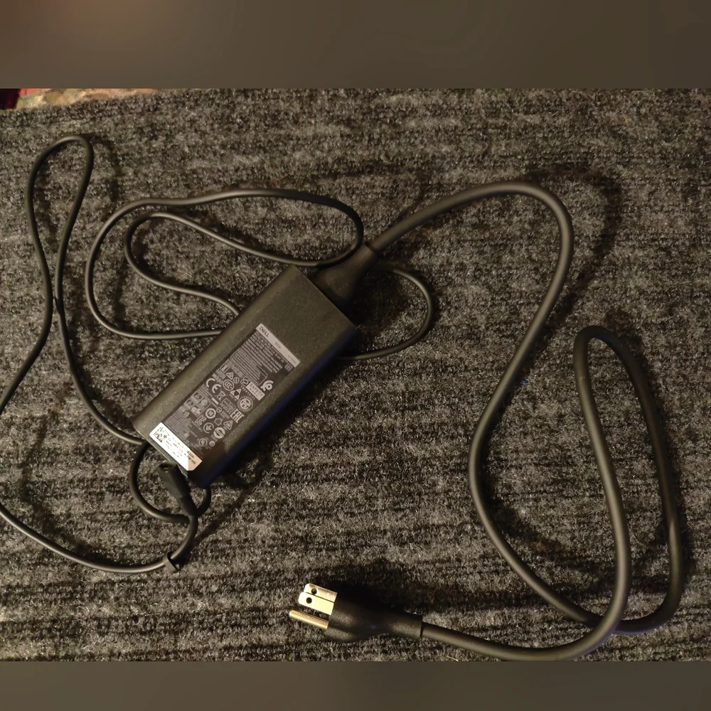 Dell 65W USB-C Laptop Power Adapter.